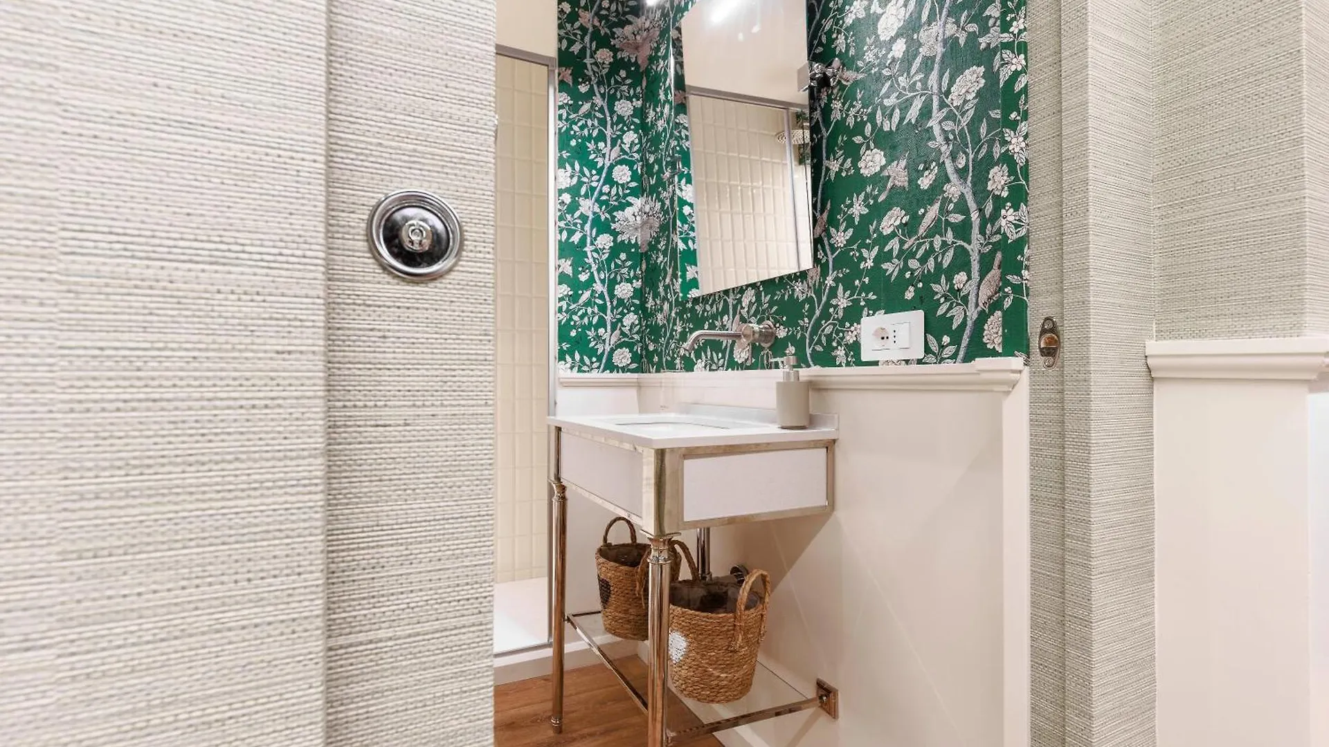 Apartment Maggio Luxury Suite Florence Italy